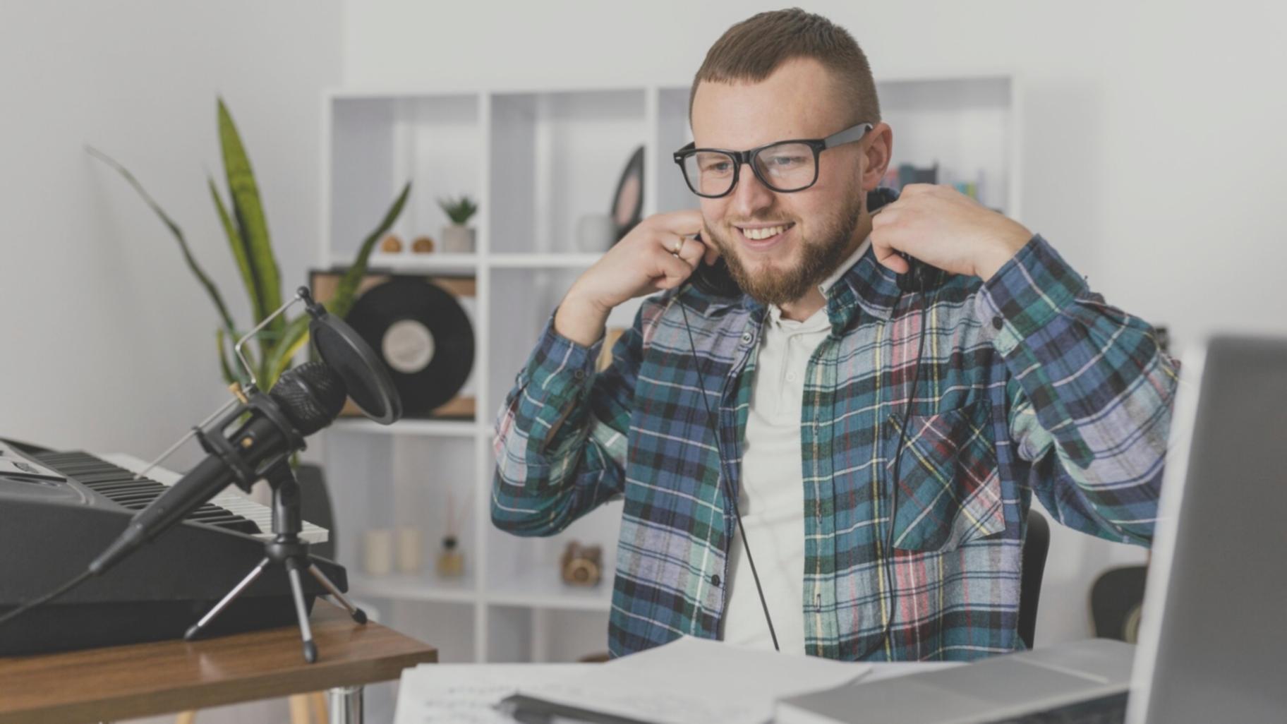 Datenanalyse und Finanzplanung im Hamburger Büro